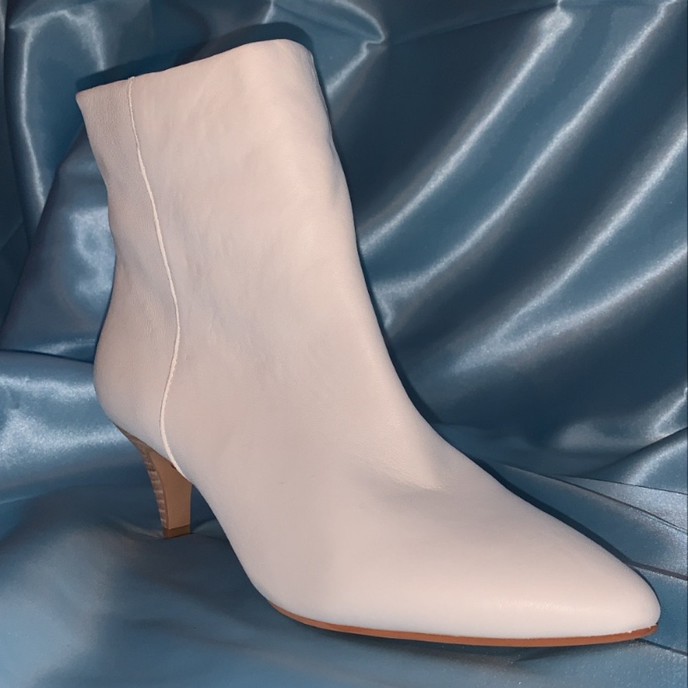 White booties dolce vita